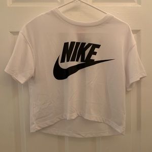 Nike crop tee